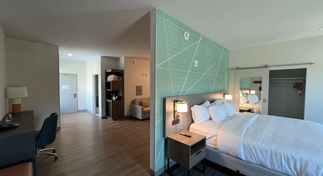 Двухместный люкс Comfort Suites Gatlinburg Downtown-Convention Center