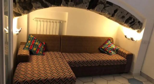 Коттедж Antico Casale Ischitano