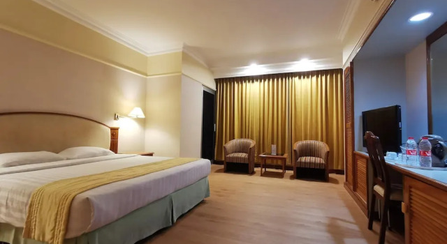 Номер Superior Hotel Marcopolo Jakarta