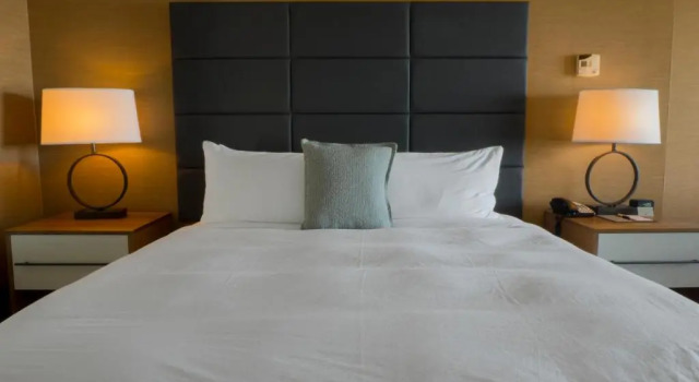 Номер с балконом и с видом на реку DoubleTree by Hilton Hotel Niagara Falls New York