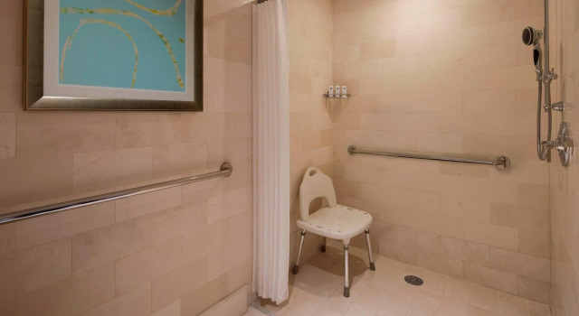 Четырёхместный номер Superior The St. Regis Atlanta