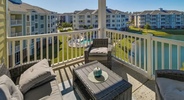 Апартаменты Pool Access & Balcony: Modern Myrtle Beach Condo