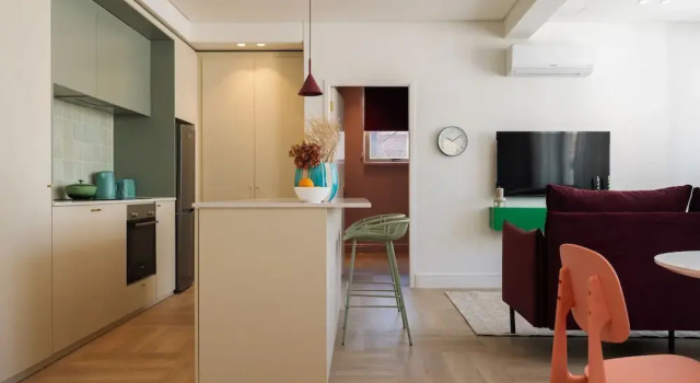 Семейный люкс с видом на город The Trade Boutique Hotel