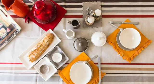 Holiday home d'Avignon et pinède, Réserver Maison d'hôtes Avignon ViaRhôna