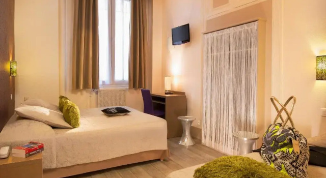 Трёхместный номер Classic Hotel De La Cite Rougemont