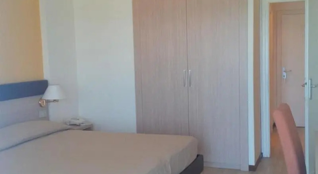 Одноместный номер Standard с балконом и с красивым видом из окна Hotel Astor