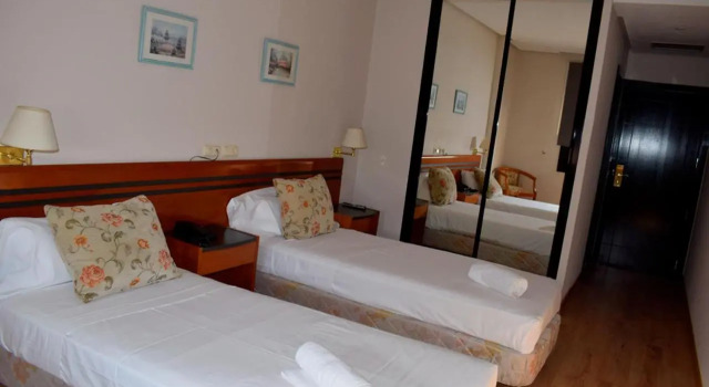 Hotel Torre Hogar, Rezervovat Hotel Torrejon de Ardoz Madrid