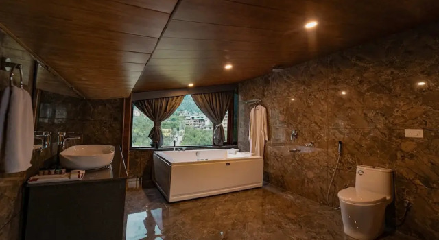 Номер Luxury Nazaara - A Luxe Retreat