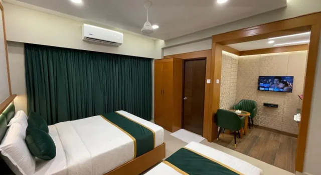 Трёхместный семейный номер Standard c 1 комнатой Zaith Residency Near US Consulate and Apollo Hospitals