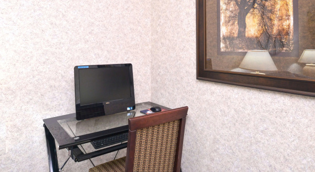 Sunset Inn & Suites, Boek Hotel Hotels in Missouri met zwembad, Zwembad