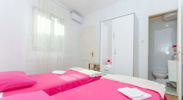 Apartments Maglica, Забронировать Апартаменты/квартира Каштела Сплитско-Далматинская жупания