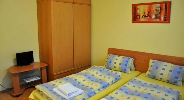Hotel Komárov, 预订 酒店 Komárov 南摩拉维亚州