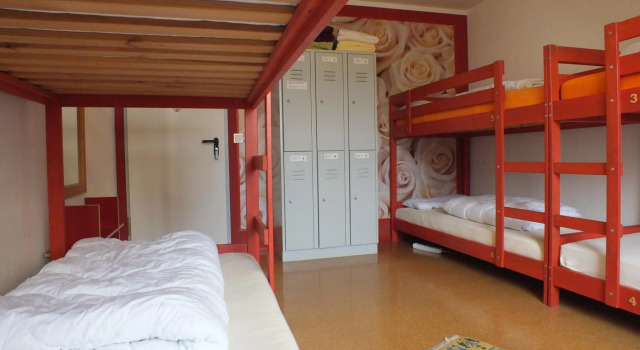 Max Hostel, Забронировать Хостел Отели Бонна с парковкой, рядом с Дом Бетховена, Парковка