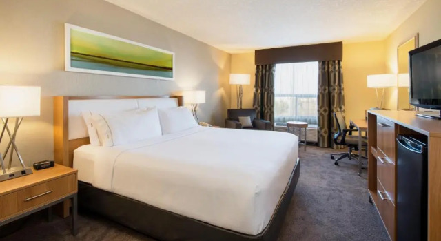Номер Standard Holiday Inn Express Hotel & Suites Sherwood Park-Edmonton Area by IHG