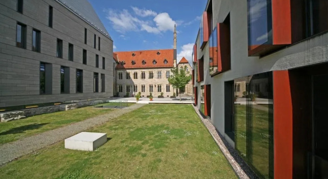 Evangelisches  Augustinerkloster Erfurt, Забронировать Отель Отели Эрфурта с завтраком, рядом с Августинский монастырь, Завтраки
