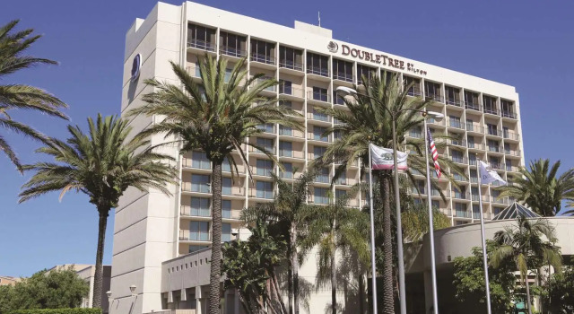 DoubleTree by Hilton Torrance - South Bay, Забронировать Отель Торранс Саут-бэй