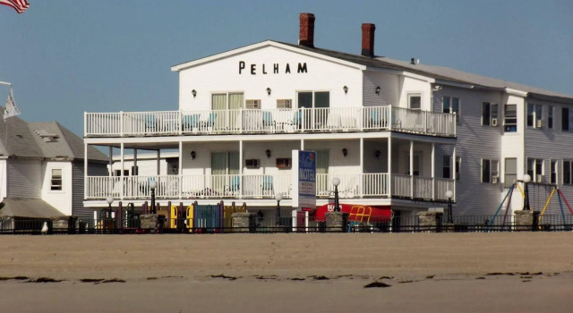 The Pelham Resort Motel, Varaa Motelli Hotellit New England uima-altaalla, Uima-allas