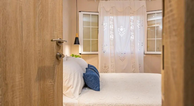 Vardakis house - 5 minutes from the famous Shipwreck Beach by Villa Mana Gers, Book Villa Volimes Zakynthos