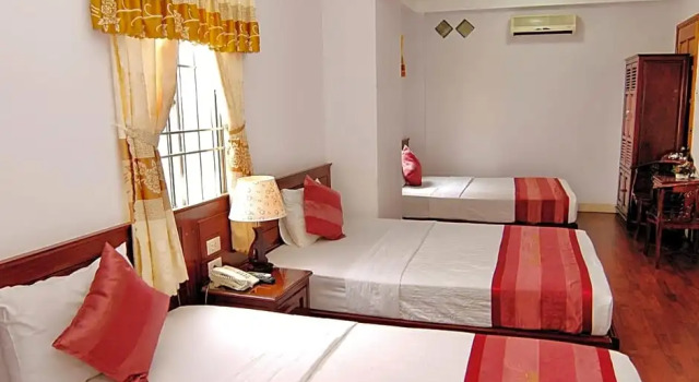 Трёхместный номер Deluxe Victorian Nha Trang Hotel