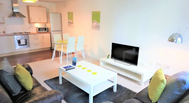 City Apartments Milton Keynes The HUB, Varaa Huoneisto Asunnot kohteessa Merseyside, Huoneisto
