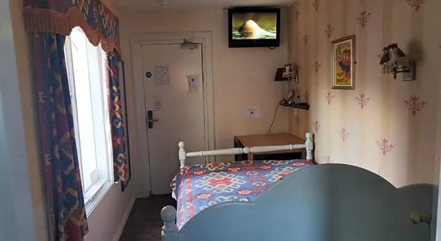 Номер Economy Regency Hotel