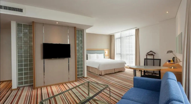Номер Superior Holiday Inn Express Shanghai Jiading Industry Park by IHG