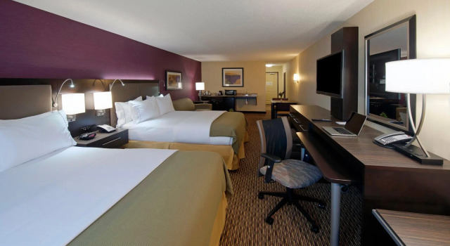 Двухместный люкс Holiday Inn Express Hotel & Suites Clearfield by IHG