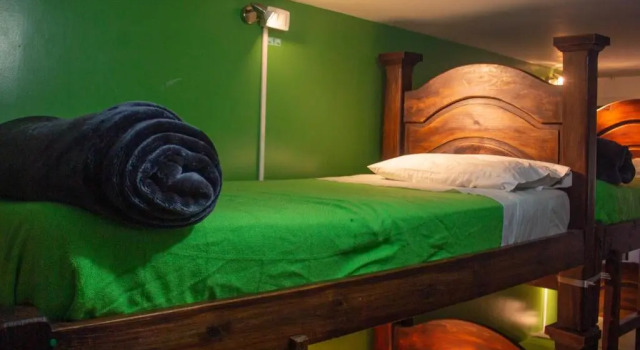 Seng i sovesal (sovesal til kvinder) 82Hostel