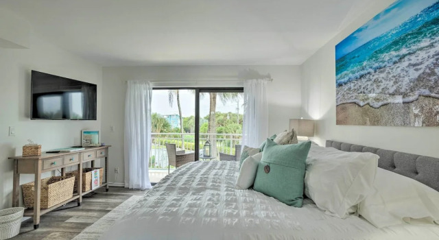 Stuart Condo at Beachfront Resort w/ Ocean Views, Rezervovat Lázně / Resort Stuart Hutchinson Island