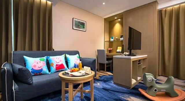Семейный номер Standard Kunming Golden Spring Hotel