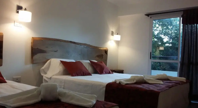 Трёхместный номер Kelta Hotel Puerto Iguazú Centro