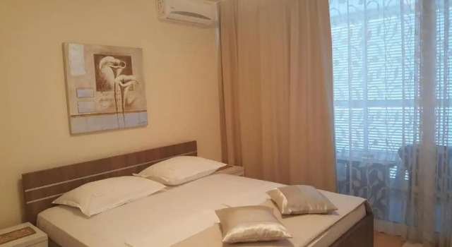 Apartment Ultra Split