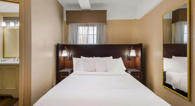 Двухместный номер Standard Best Western Syracuse Downtown Hotel and Suites