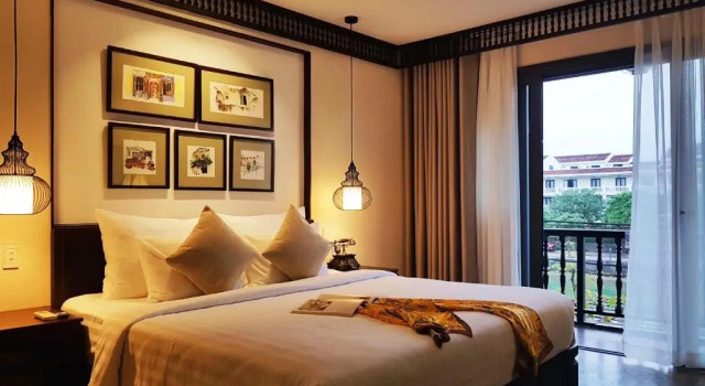 Люкс с балконом Little Hoi An . A Boutique Hotel & Spa