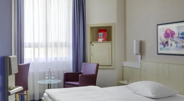 Двухместный номер Standard Rugs Hotel Augsburg, Trademark Collection by Wyndham
