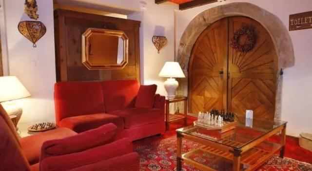 Hotel Des 2 Clefs, Забронировать Отель Отели Alsace Wine Route с парковкой, Парковка