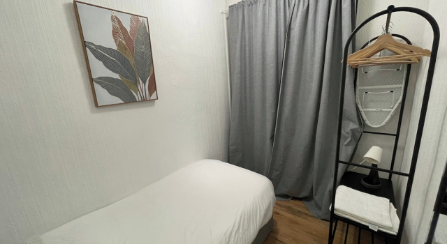 Large 4-bed Home, Free Parking, Near City Center, Забронировать Отель Отели Англии 3 звезды, 3*