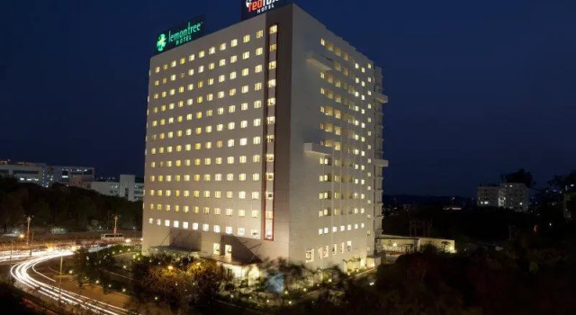 Номер Standard Lemon Tree Premier Hitec City Hyderabad