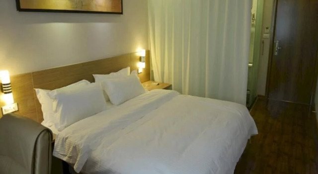 Jinjiang Express Hotel-wuhan, Prenota Hotel Wuhan Hubei