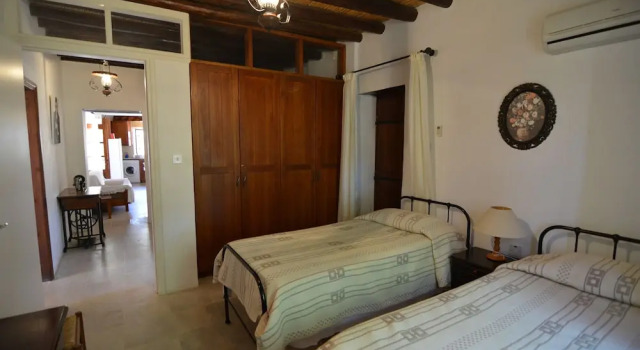 Апартаменты Luxury Elpidas Stone Houses