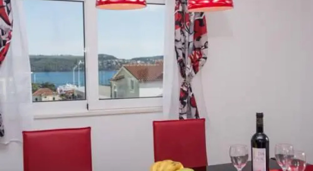 Apartments Barba, Забронировать Апартаменты/квартира Сегет Доньи Трогир
