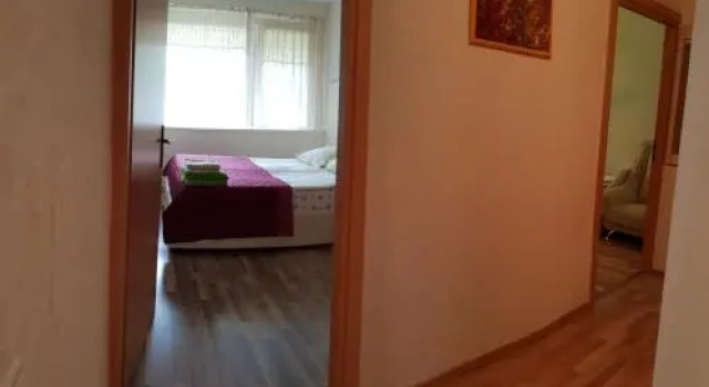 Taikos 24-7a, Boek Appartement Nida 