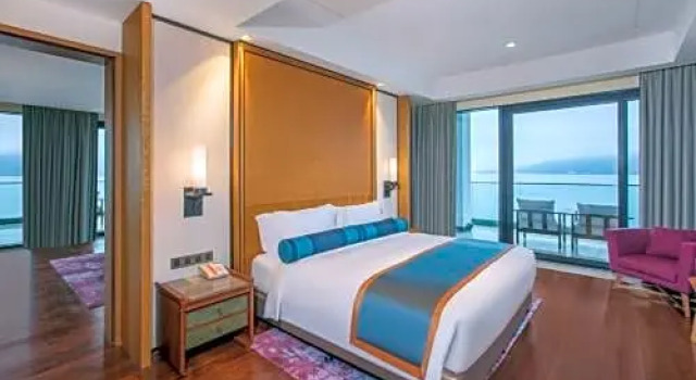 Люкс с видом на озеро Crowne Plaza Huangshan Taiping Lake