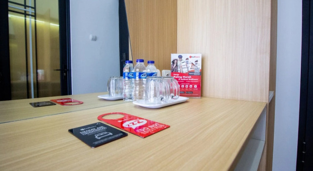 RedDoorz Plus near JCM Yogyakarta 2, Rezervovat Hotel 3hvězdičkové hotely v Yogyakarta Province, 3*