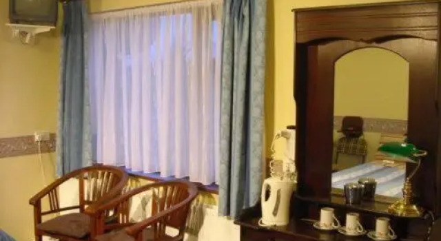 Burren Breeze Accommodation, Prenota Hotel Lisdoonvarna 