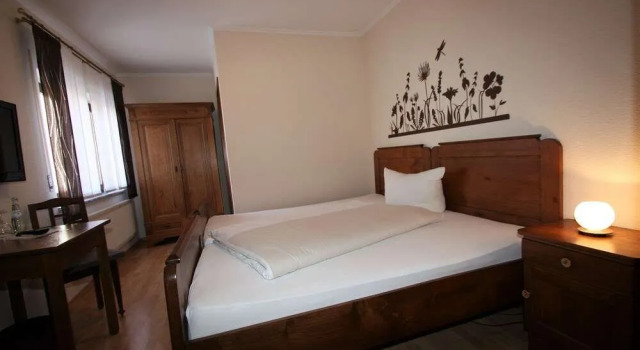 Gasthaus Pension Geimer, Prenota Hotel Plütscheid 