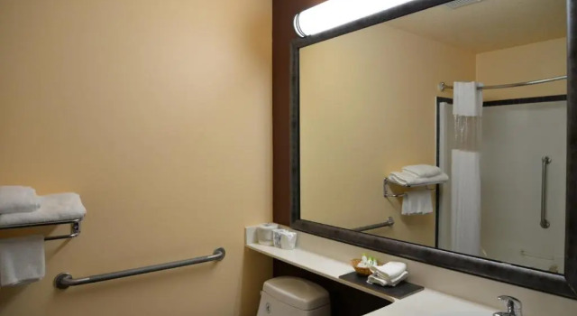 Номер Deluxe Travelodge by Wyndham Valleyview AB