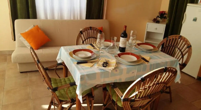 Апартаменты с видом на море Apartments Sidro