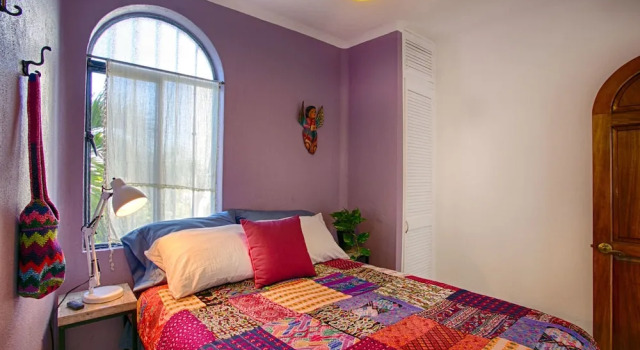 Casa Loma Old Town 3 BR by Casago