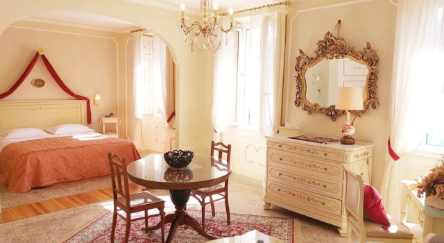 Полулюкс Villa La Mirabella